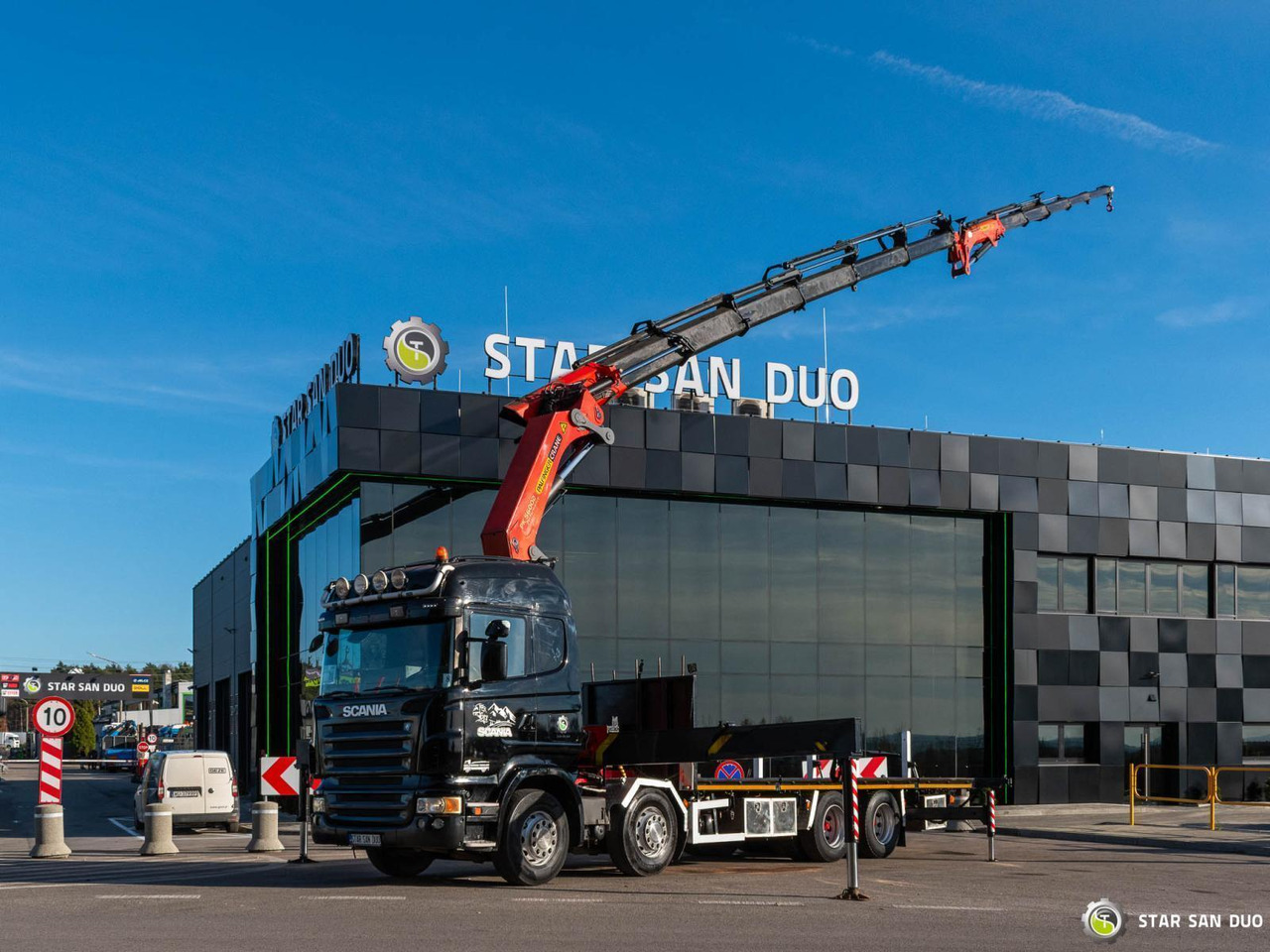 - Xe cẩu tự hành: hình 3 - Xe cẩu tự hành: hình 3