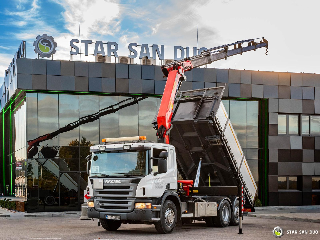 - Xe cẩu tự hành: hình 1 - Xe cẩu tự hành: hình 1