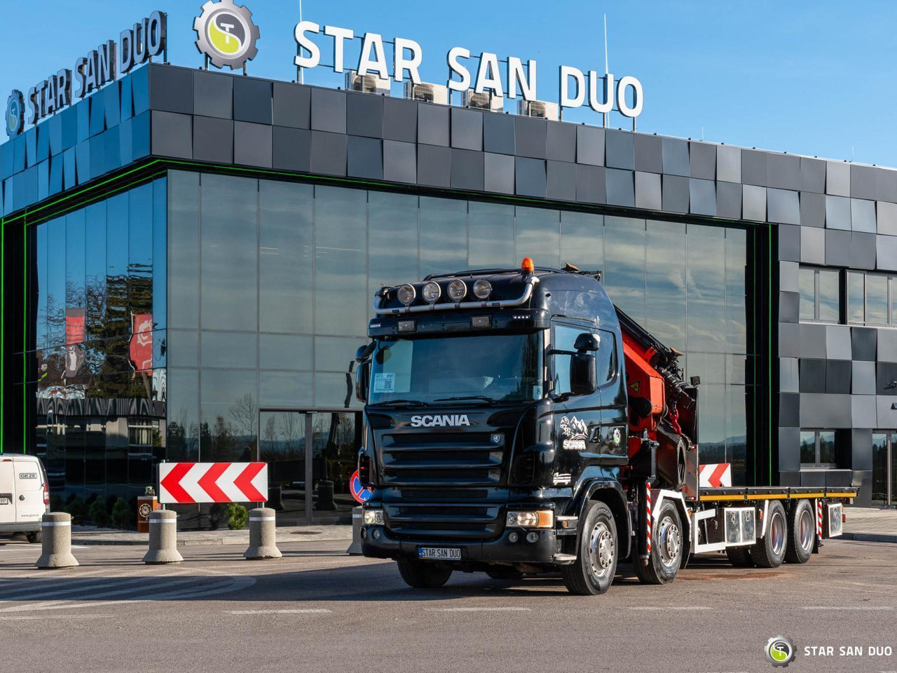 Xe cẩu tự hành : hình 9