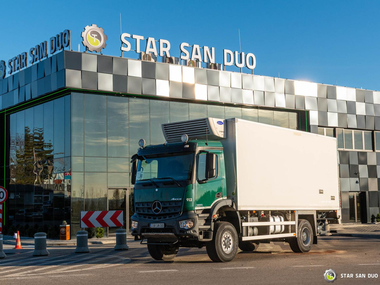 - Xe tải khung gầm: hình 1 - Xe tải khung gầm: hình 1