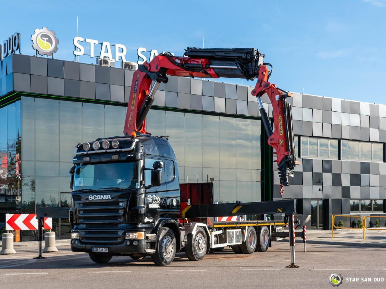 - Xe cẩu tự hành: hình 4 - Xe cẩu tự hành: hình 4