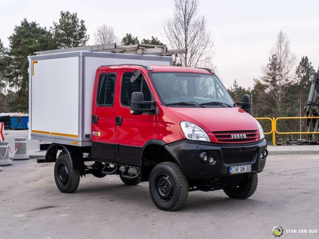 Iveco DAILY 4X4 OFFROAD CAMPER BOX DOKA Iveco DAILY 4X4 OFFROAD CAMPER BOX DOKA - Xe tải khung gầm: hình 3 Iveco DAILY 4X4 OFFROAD CAMPER BOX DOKA Iveco DAILY 4X4 OFFROAD CAMPER BOX DOKA - Xe tải khung gầm: hình 3
