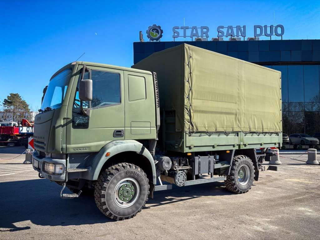 Iveco EUROCARGO 4x4 Offroad Camper Winde - Xe tải thùng mui bạt: hình 3 Iveco EUROCARGO 4x4 Offroad Camper Winde - Xe tải thùng mui bạt: hình 3