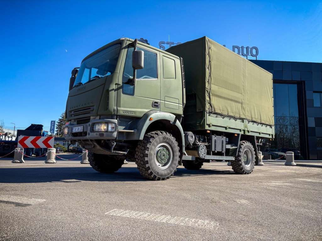 Cho thuê  Iveco  EUROCARGO 4x4 Offroad Camper Winde Iveco  EUROCARGO 4x4 Offroad Camper Winde: hình 6