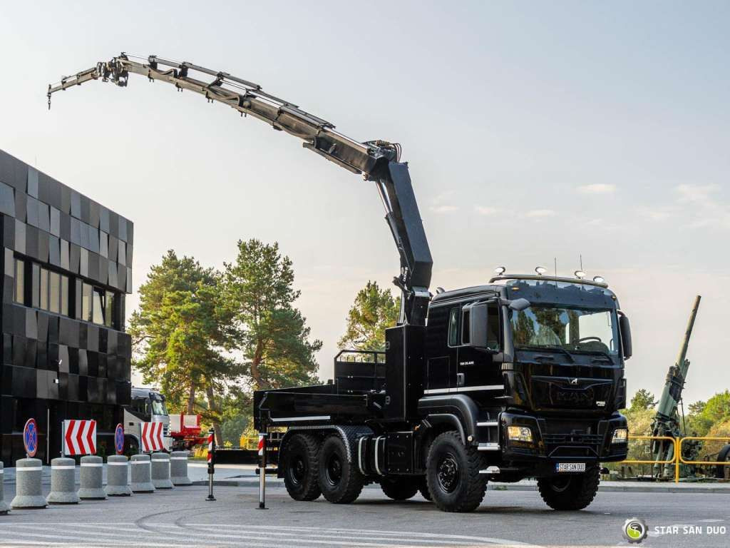 MAN TGS 26.420 6x6 HMF 3000 K6 Fly Jib Crane Basket - Xe cẩu tự hành: hình 2 MAN TGS 26.420 6x6 HMF 3000 K6 Fly Jib Crane Basket - Xe cẩu tự hành: hình 2