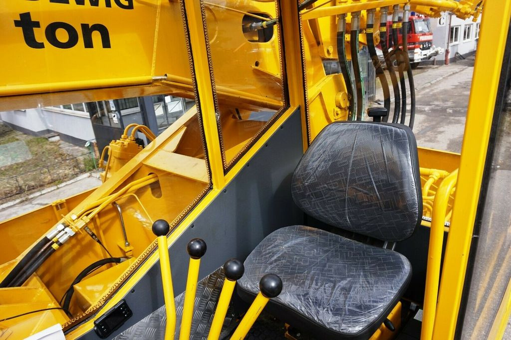 Cho thuê Mercedes-Benz 4x4 AD 14 CKD Euro 5 Cran KRAN  Mercedes-Benz 4x4 AD 14 CKD Euro 5 Cran KRAN: hình 18