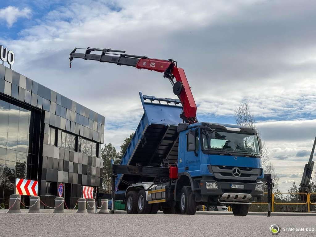 Mercedes-Benz ACTROS 3341 6x6 HMF 4220 K4 CRANE KIPPER - Xe ben: hình 3 Mercedes-Benz ACTROS 3341 6x6 HMF 4220 K4 CRANE KIPPER - Xe ben: hình 3