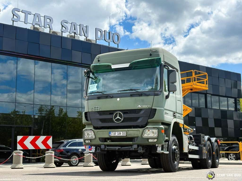 Mercedes-Benz ACTROS 3344 6x6 System Twist Lock - Xe tải khung gầm: hình 1 Mercedes-Benz ACTROS 3344 6x6 System Twist Lock - Xe tải khung gầm: hình 1