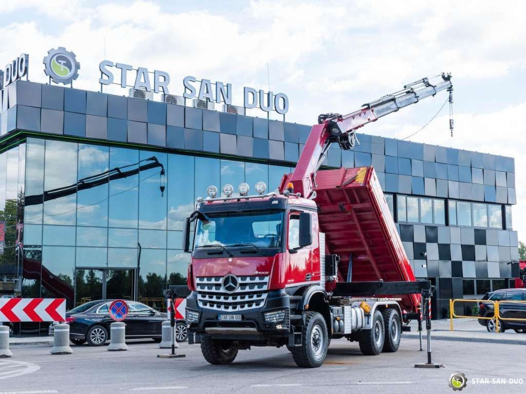 Mercedes-Benz AROCS 3345 6x6 HMF 3220 Winch Crane Tipper - Xe ben: hình 1 Mercedes-Benz AROCS 3345 6x6 HMF 3220 Winch Crane Tipper - Xe ben: hình 1