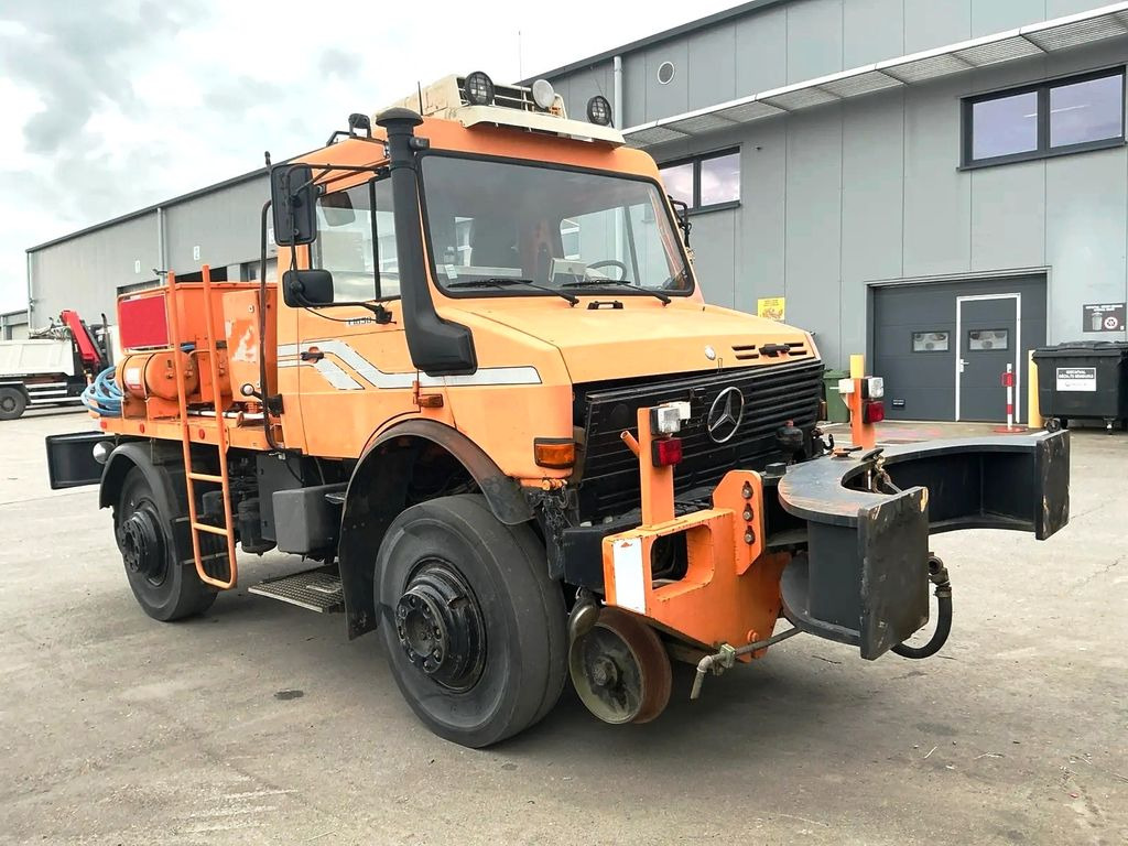 Unimog 1650 4x4 ZAGRO SCHIENEN TWO WAY RAIL ROAD - Tiện ích/ Xe đặc dụng: hình 1 Unimog 1650 4x4 ZAGRO SCHIENEN TWO WAY RAIL ROAD - Tiện ích/ Xe đặc dụng: hình 1