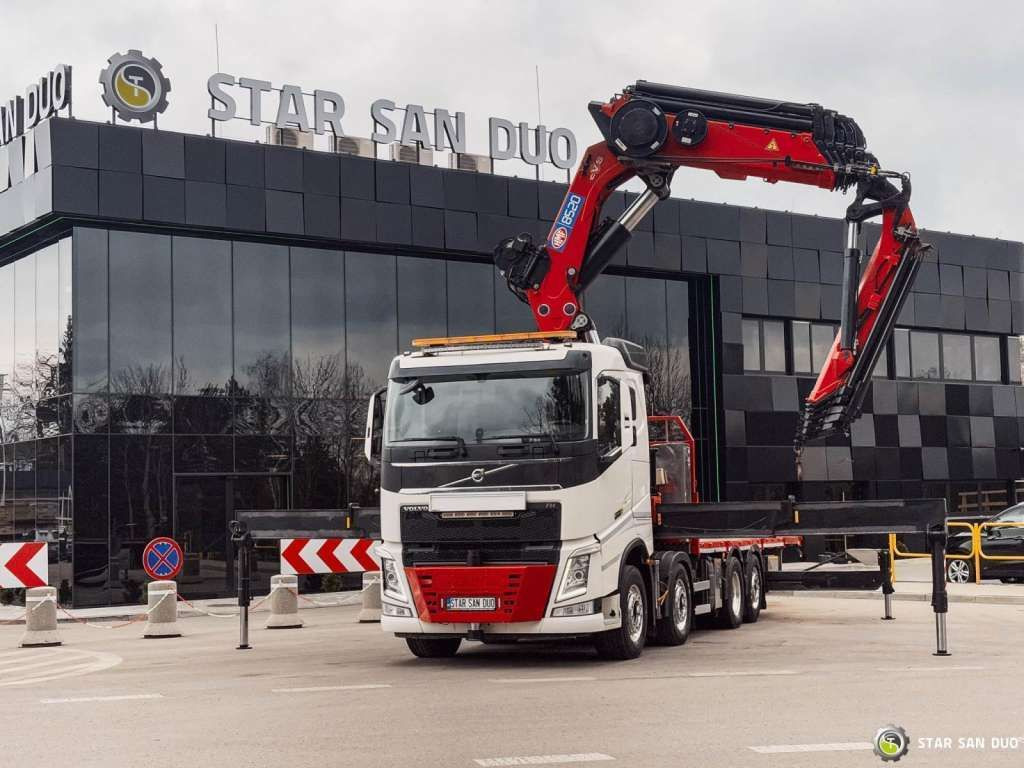 Volvo FH 550 8x2 HMF 8520 FLY JIB Winch Crane Euro 6 - Xe cẩu tự hành: hình 2 Volvo FH 550 8x2 HMF 8520 FLY JIB Winch Crane Euro 6 - Xe cẩu tự hành: hình 2