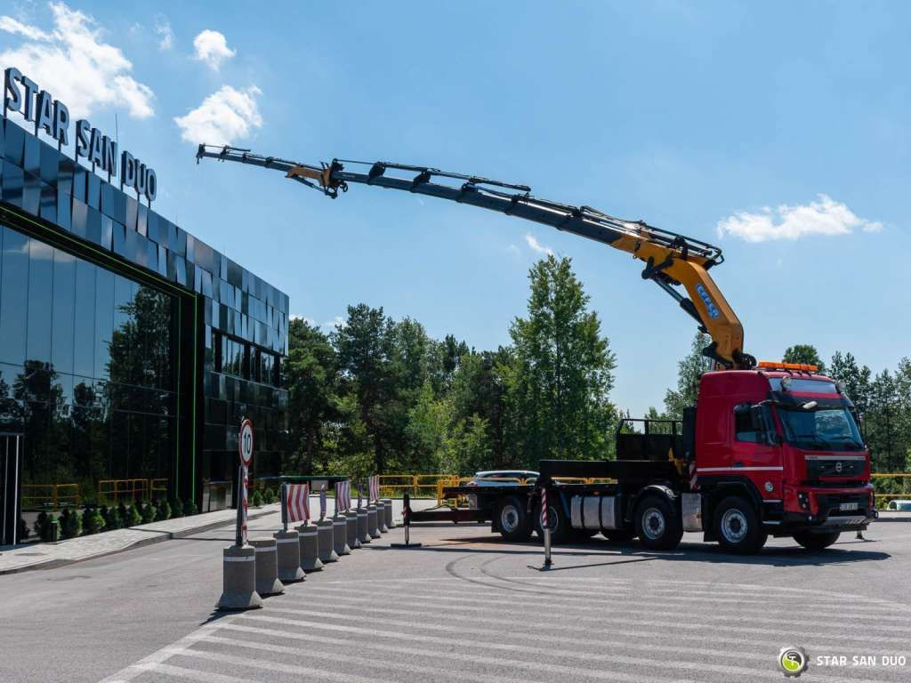 Volvo FMX 500 8x2 Effer 585 Fly Jib Winch Crane Kran - Xe cẩu tự hành: hình 3 Volvo FMX 500 8x2 Effer 585 Fly Jib Winch Crane Kran - Xe cẩu tự hành: hình 3