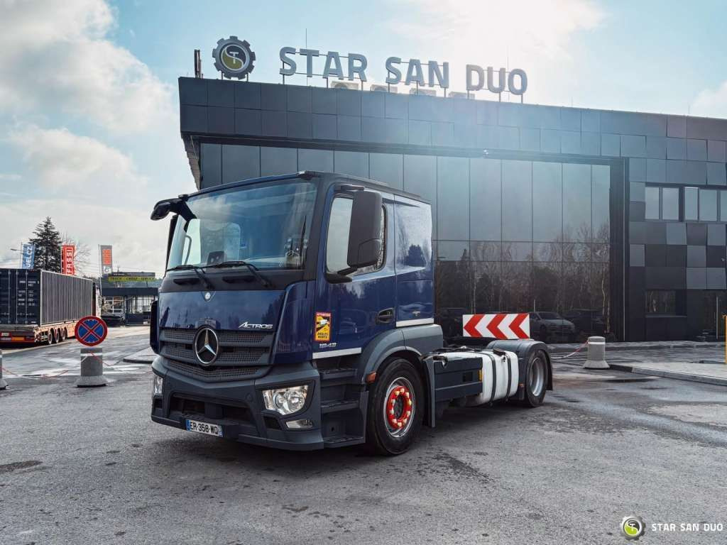 Mercedes-Benz ACTROS 1843 4x2 EURO 6 Hydraulic LOHR - Xe đầu kéo: hình 3 Mercedes-Benz ACTROS 1843 4x2 EURO 6 Hydraulic LOHR - Xe đầu kéo: hình 3
