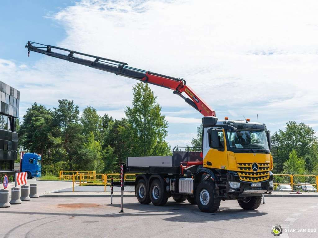 Mercedes-Benz AROCS 3345 6x6 PALFINGER PK 33002 Euro 6 Crane - Xe đầu kéo: hình 3 Mercedes-Benz AROCS 3345 6x6 PALFINGER PK 33002 Euro 6 Crane - Xe đầu kéo: hình 3
