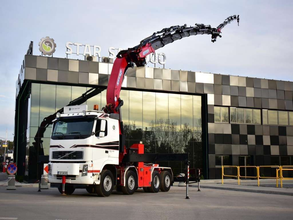 Volvo FH 520 8x2 EFFER 850 Fly Jib Winch 5th - Xe đầu kéo: hình 1 Volvo FH 520 8x2 EFFER 850 Fly Jib Winch 5th - Xe đầu kéo: hình 1