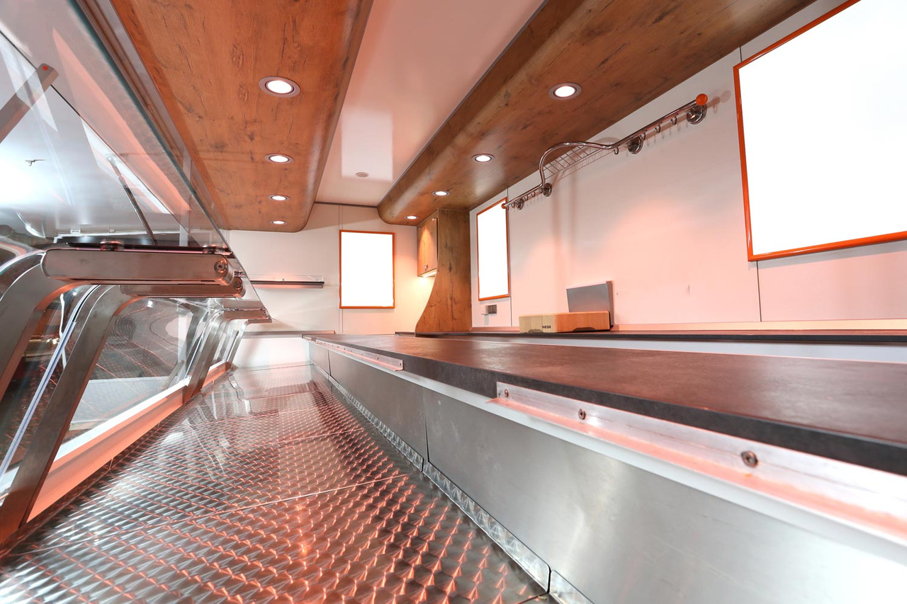 Wochenmarktmobil BORCO HÖHNS - Xe tải bán hàng: hình 3 Wochenmarktmobil BORCO HÖHNS - Xe tải bán hàng: hình 3