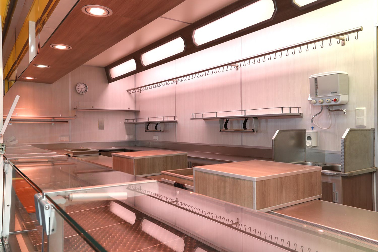 Wochenmarktmobil Esselmann - Xe tải bán hàng: hình 3 Wochenmarktmobil Esselmann - Xe tải bán hàng: hình 3