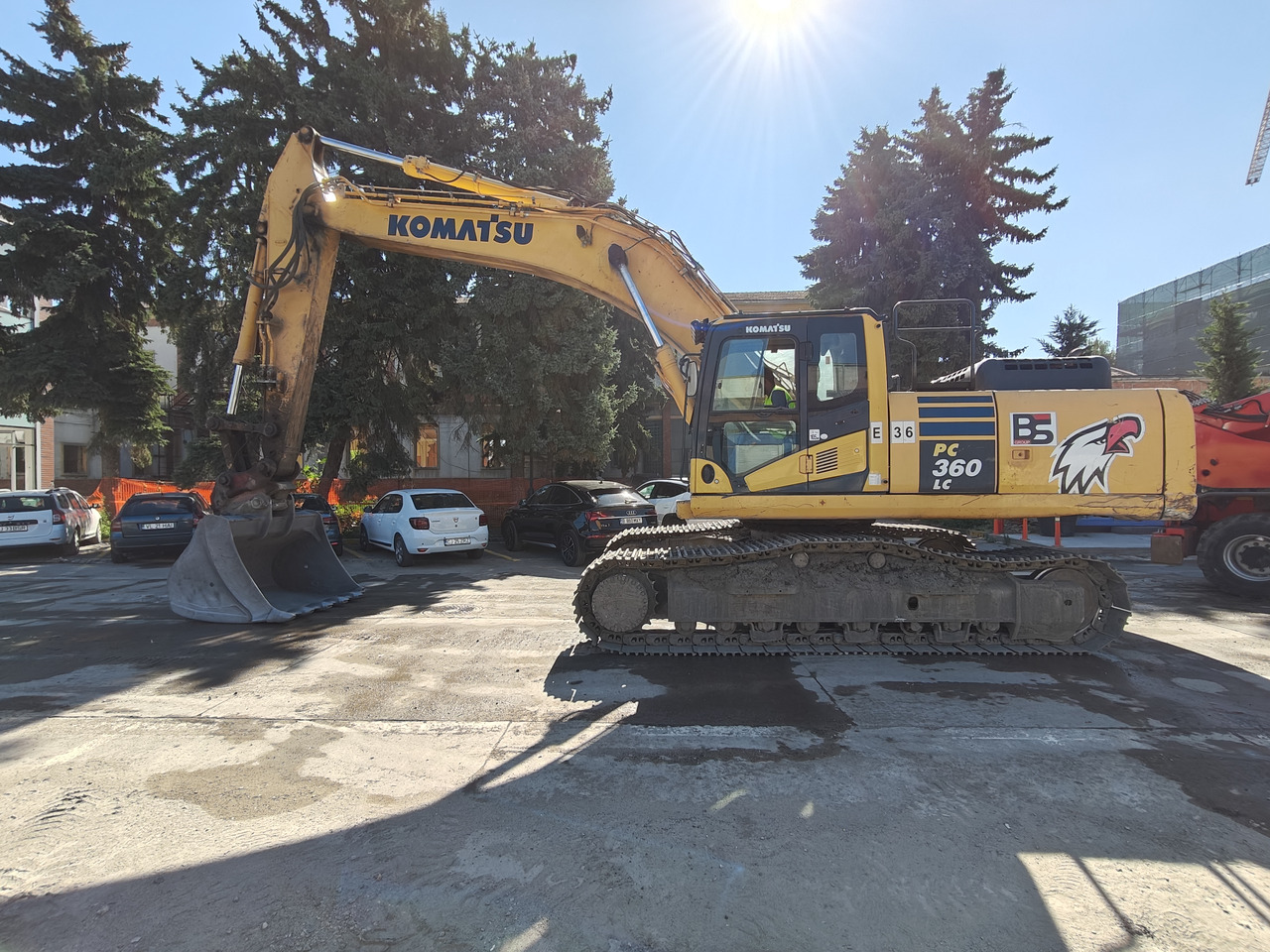 KOMATSU PC 360 LC - 10 - Máy xúc: hình 5 KOMATSU PC 360 LC - 10 - Máy xúc: hình 5