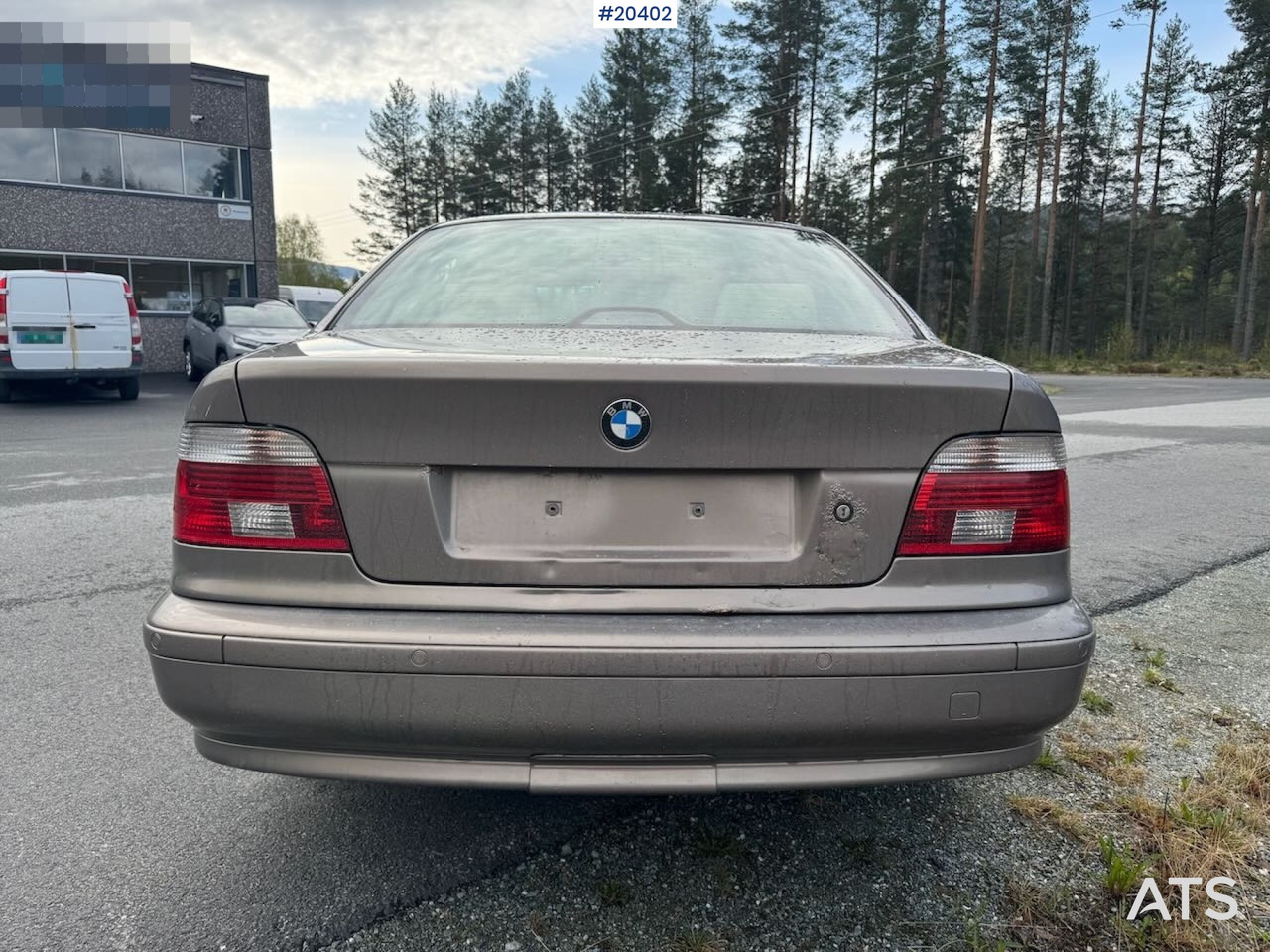 BMW 520 - Xe hơi: hình 4 BMW 520 - Xe hơi: hình 4