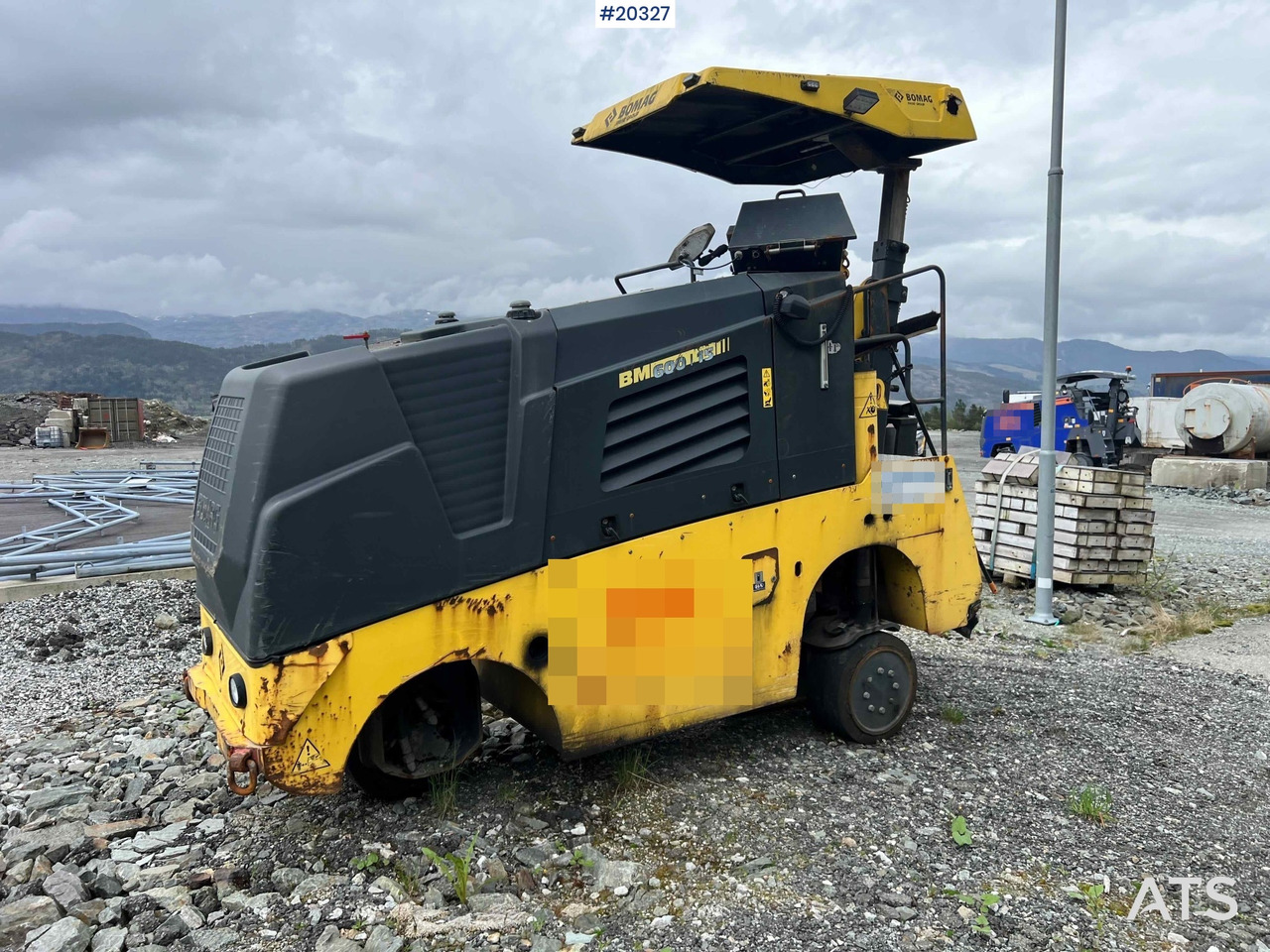 Bomag BM600/15 - Máy nhựa đường: hình 5 Bomag BM600/15 - Máy nhựa đường: hình 5