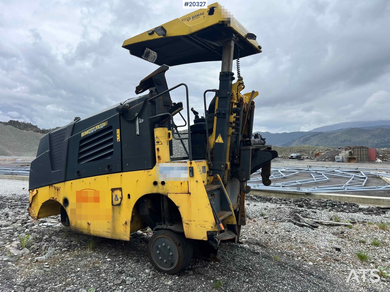 Bomag BM600/15 - Máy nhựa đường: hình 2 Bomag BM600/15 - Máy nhựa đường: hình 2