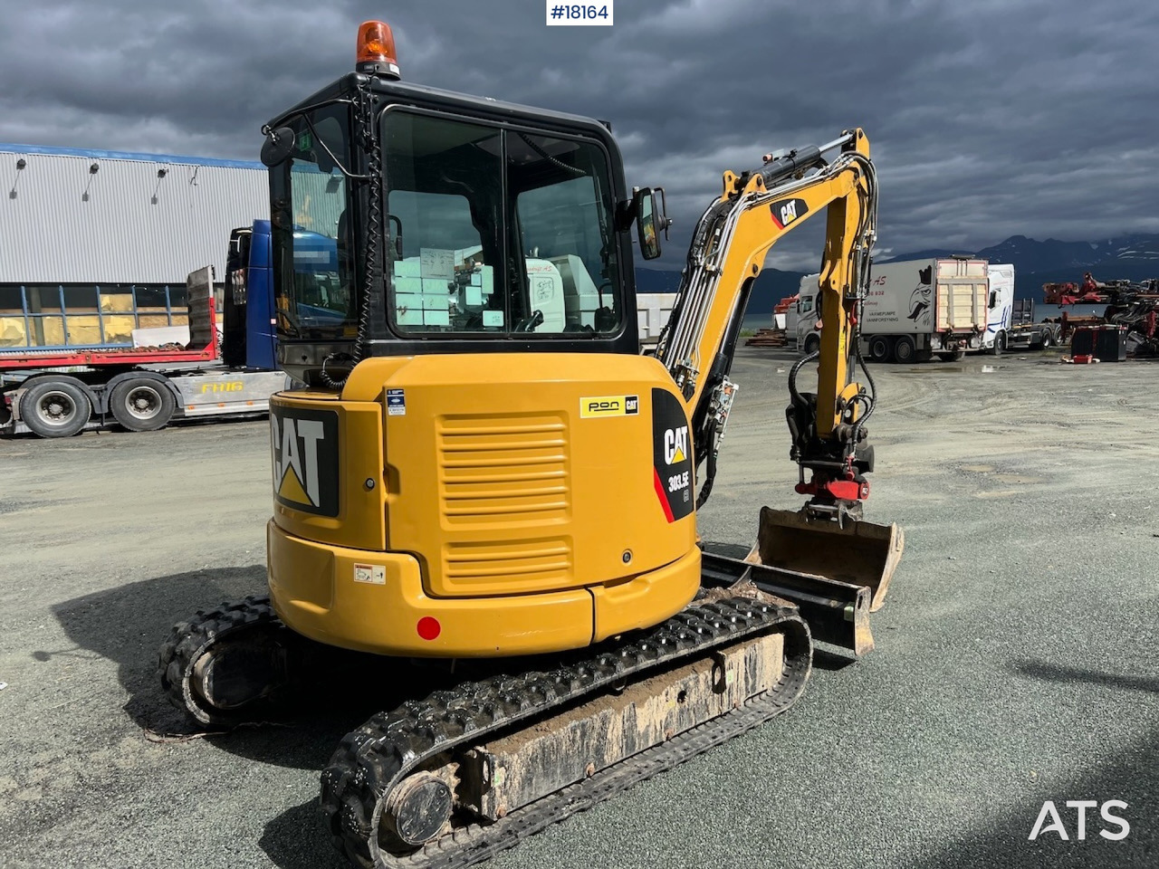 Caterpillar 303.5ECR - Máy xúc: hình 5 Caterpillar 303.5ECR - Máy xúc: hình 5
