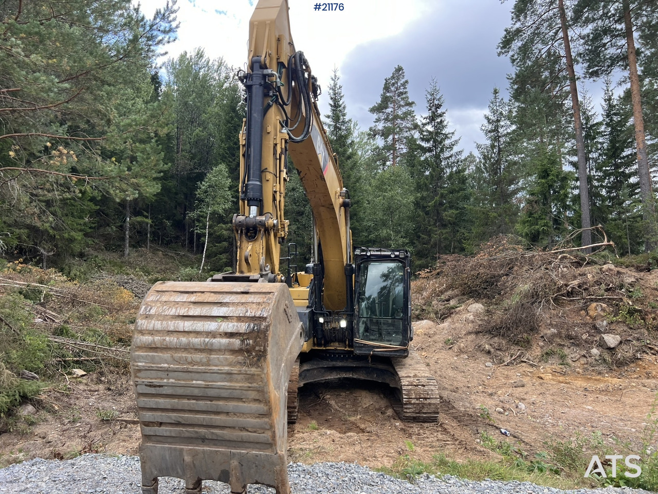 Caterpillar 320EL-RR - Máy xúc bánh xích: hình 3 Caterpillar 320EL-RR - Máy xúc bánh xích: hình 3