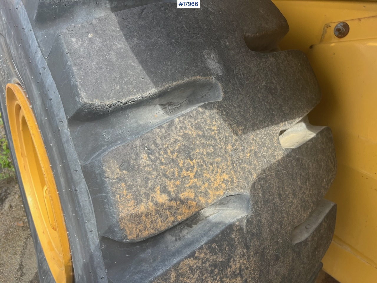 Máy xúc lật bánh lốp Caterpillar 966M: hình 28