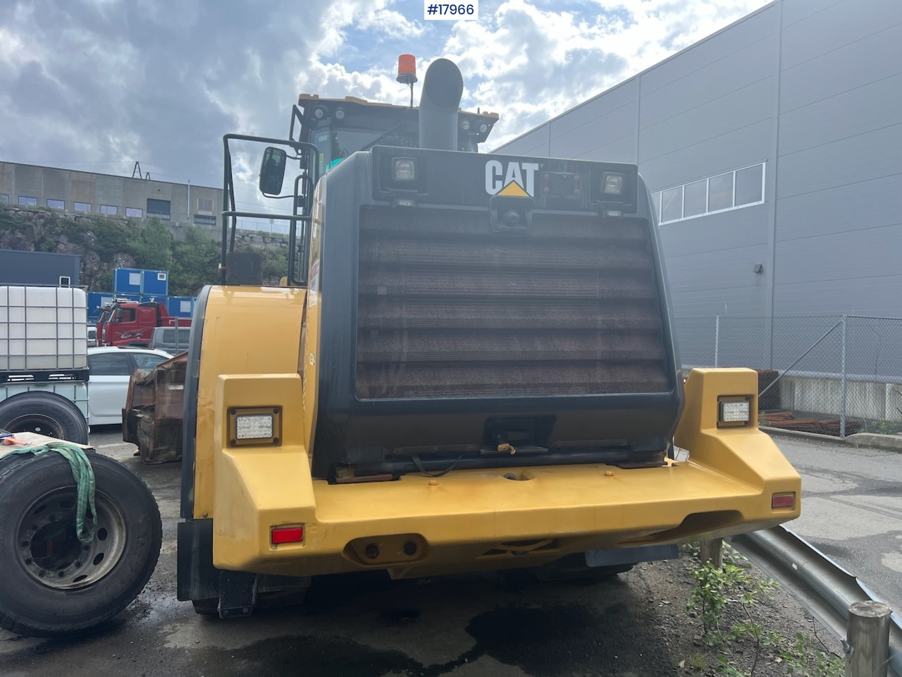 Máy xúc lật bánh lốp Caterpillar 966M: hình 6