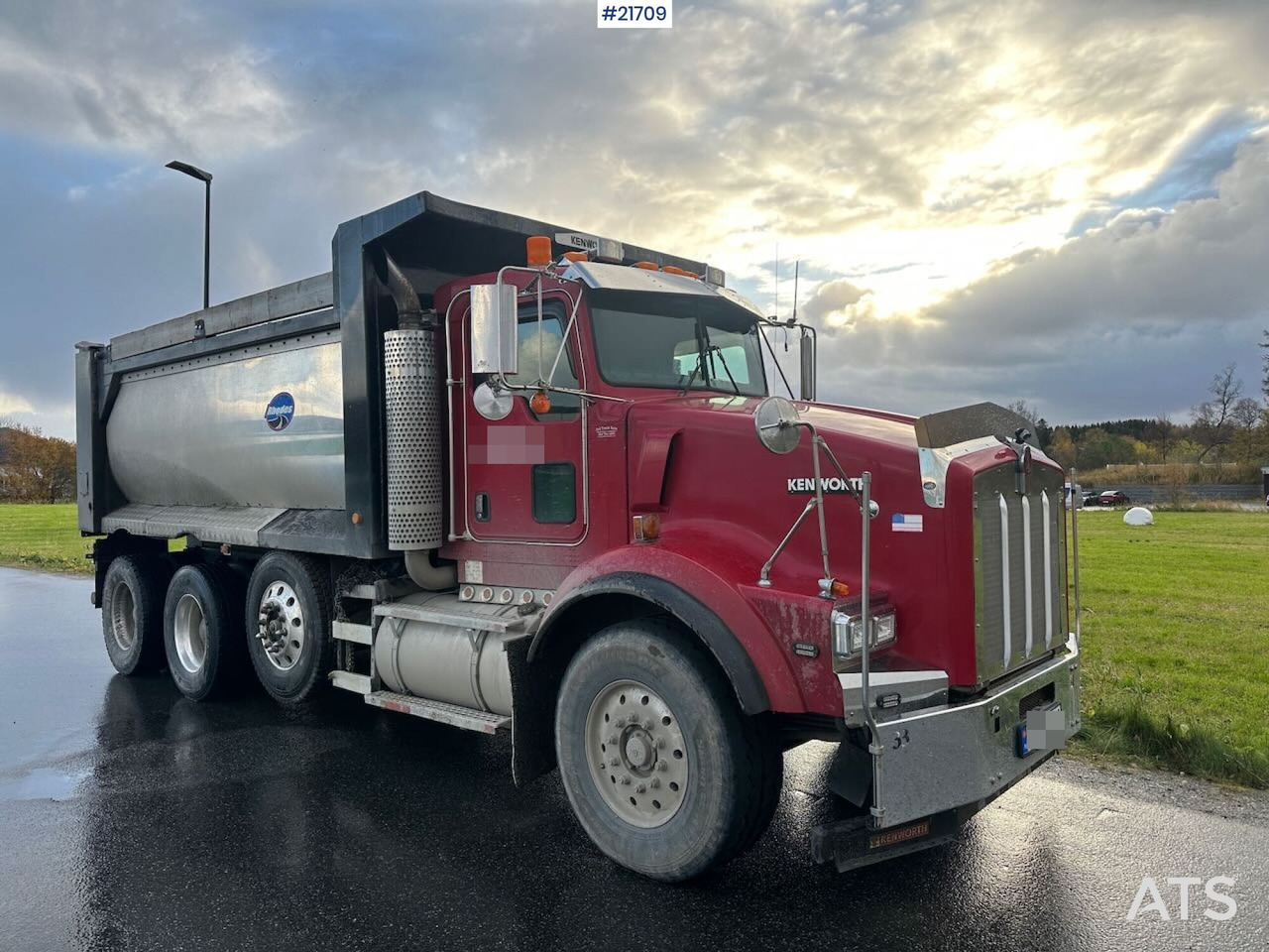 Kenworth 2005 KENWORTH T800 tippbil 8x4 m/ Rhodes påbygg, kompressor, vibrator i kassen. Høy lasteevne! SE VIDEO. - Xe ben: hình 5 Kenworth 2005 KENWORTH T800 tippbil 8x4 m/ Rhodes påbygg, kompressor, vibrator i kassen. Høy lasteevne! SE VIDEO. - Xe ben: hình 5