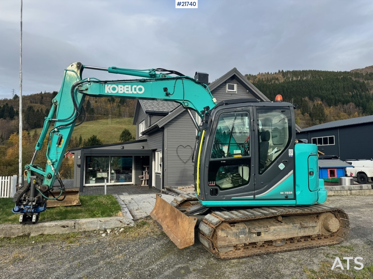 Kobelco 2018 Kobelco SK75SR-3E m/ Rototilt, 2 skuffer og Klype. 1850 timer! - Máy xúc bánh xích: hình 3 Kobelco 2018 Kobelco SK75SR-3E m/ Rototilt, 2 skuffer og Klype. 1850 timer! - Máy xúc bánh xích: hình 3