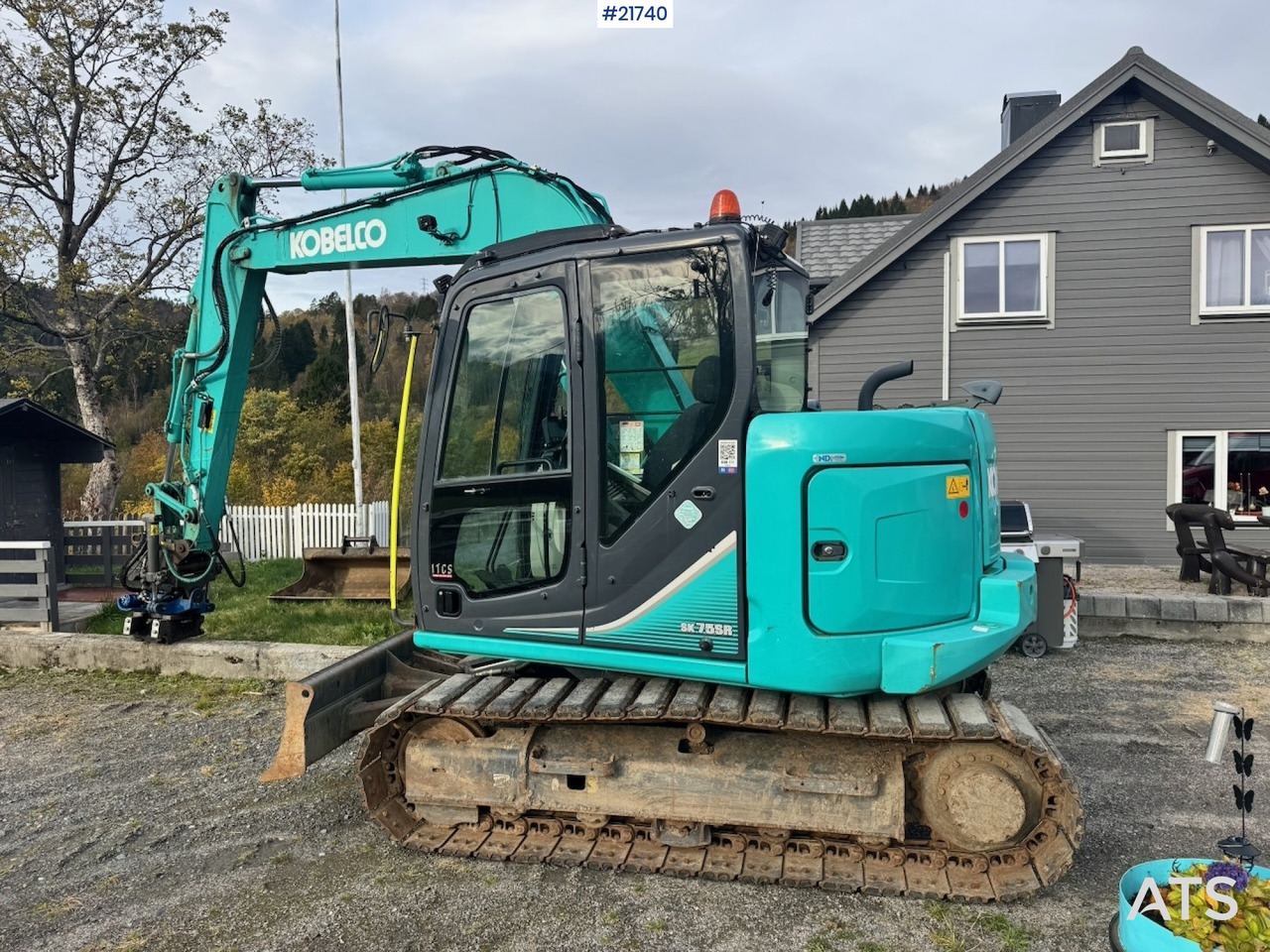 Kobelco 2018 Kobelco SK75SR-3E m/ Rototilt, 2 skuffer og Klype. 1850 timer! - Máy xúc bánh xích: hình 4 Kobelco 2018 Kobelco SK75SR-3E m/ Rototilt, 2 skuffer og Klype. 1850 timer! - Máy xúc bánh xích: hình 4