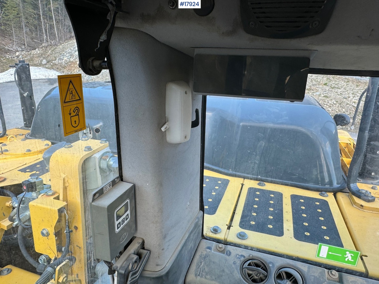 Cho thuê Komatsu PC240LC-10 Komatsu PC240LC-10: hình 34 Cho thuê Komatsu PC240LC-10 Komatsu PC240LC-10: hình 34