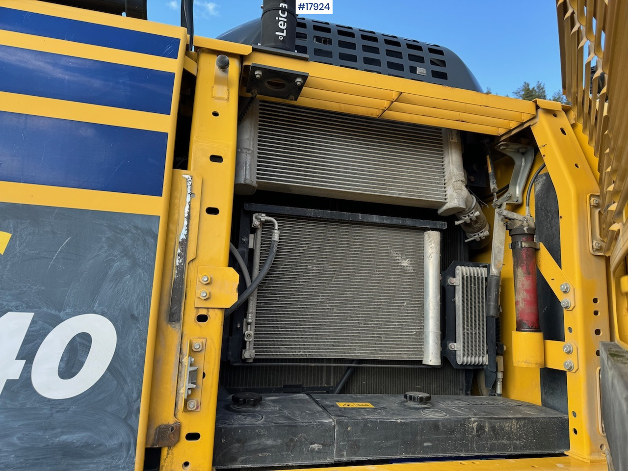 Cho thuê Komatsu PC240LC-10 Komatsu PC240LC-10: hình 24 Cho thuê Komatsu PC240LC-10 Komatsu PC240LC-10: hình 24