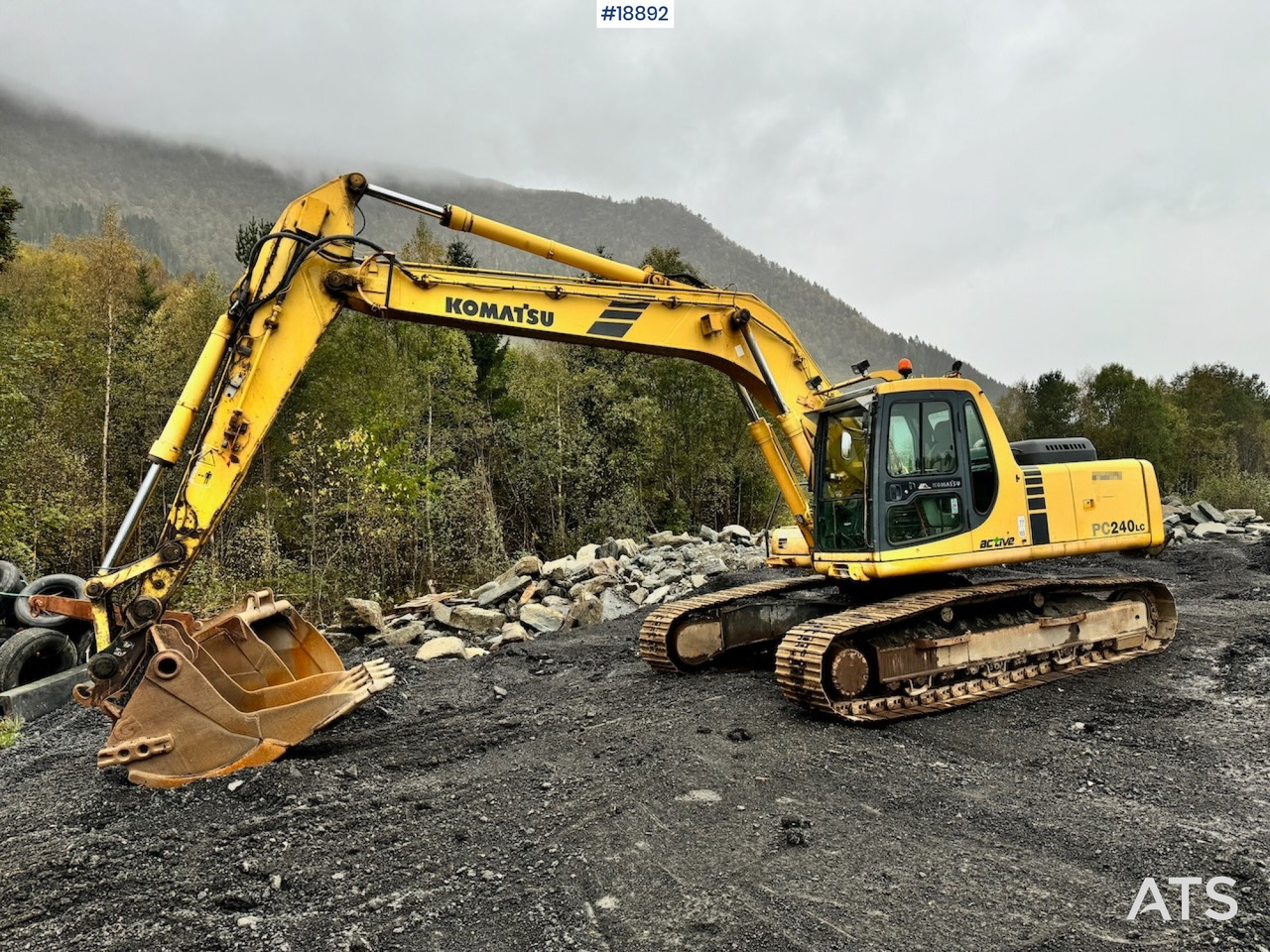 Komatsu PC240LC-6K Beltegraver m/ Graveskuffe - Máy xúc: hình 2 Komatsu PC240LC-6K Beltegraver m/ Graveskuffe - Máy xúc: hình 2