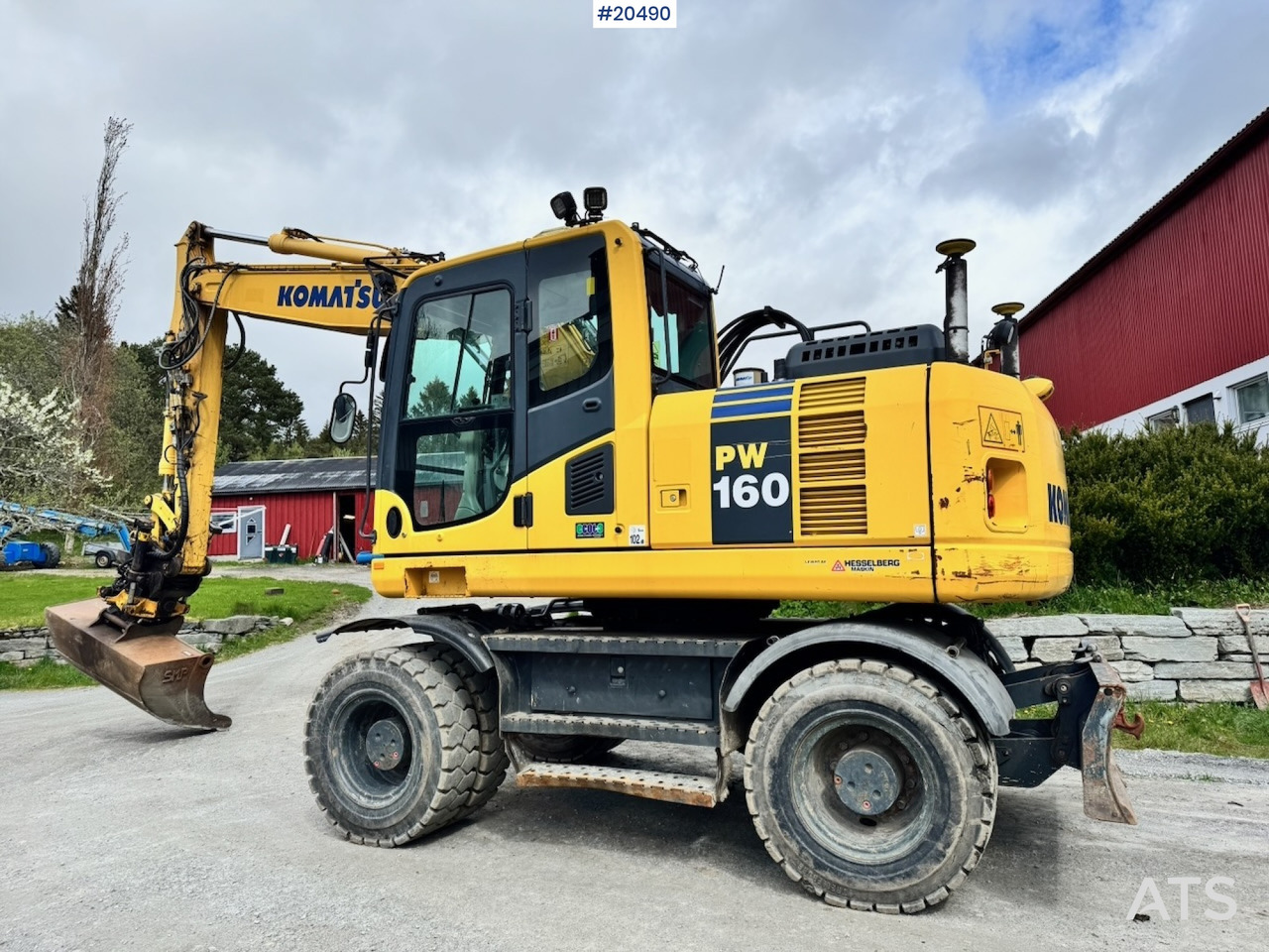 Komatsu PW160-8 - Máy xúc lật bánh lốp: hình 3 Komatsu PW160-8 - Máy xúc lật bánh lốp: hình 3
