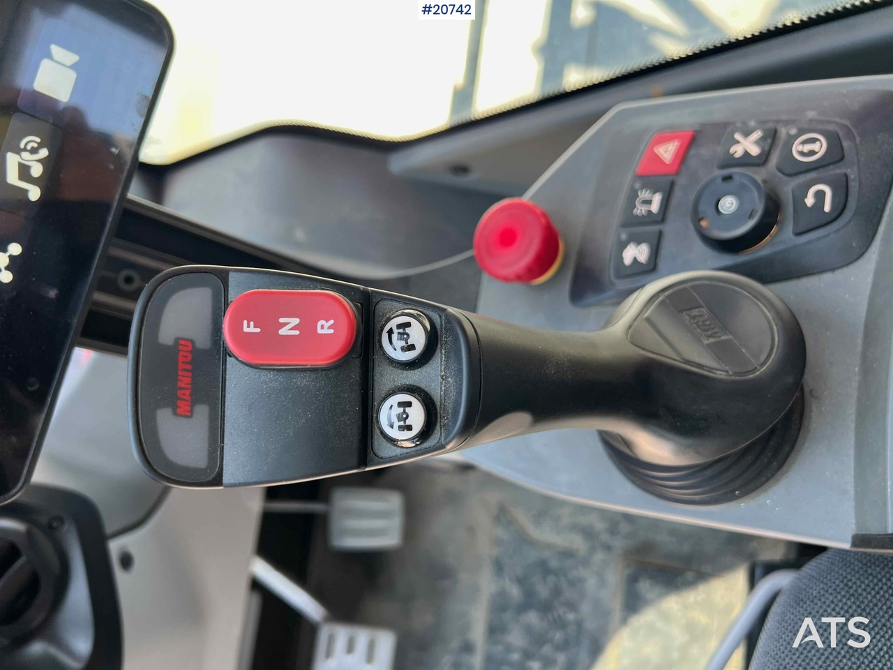 Xe nhấc hình viễn vọng kính Manitou MRT 3570: hình 39