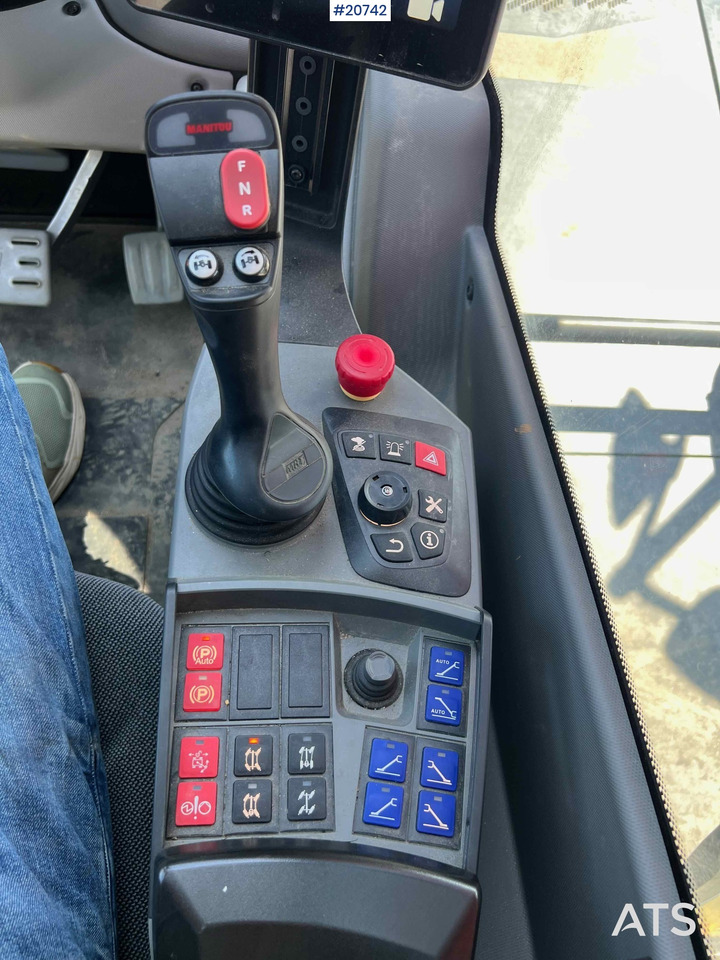 Xe nhấc hình viễn vọng kính Manitou MRT 3570: hình 47