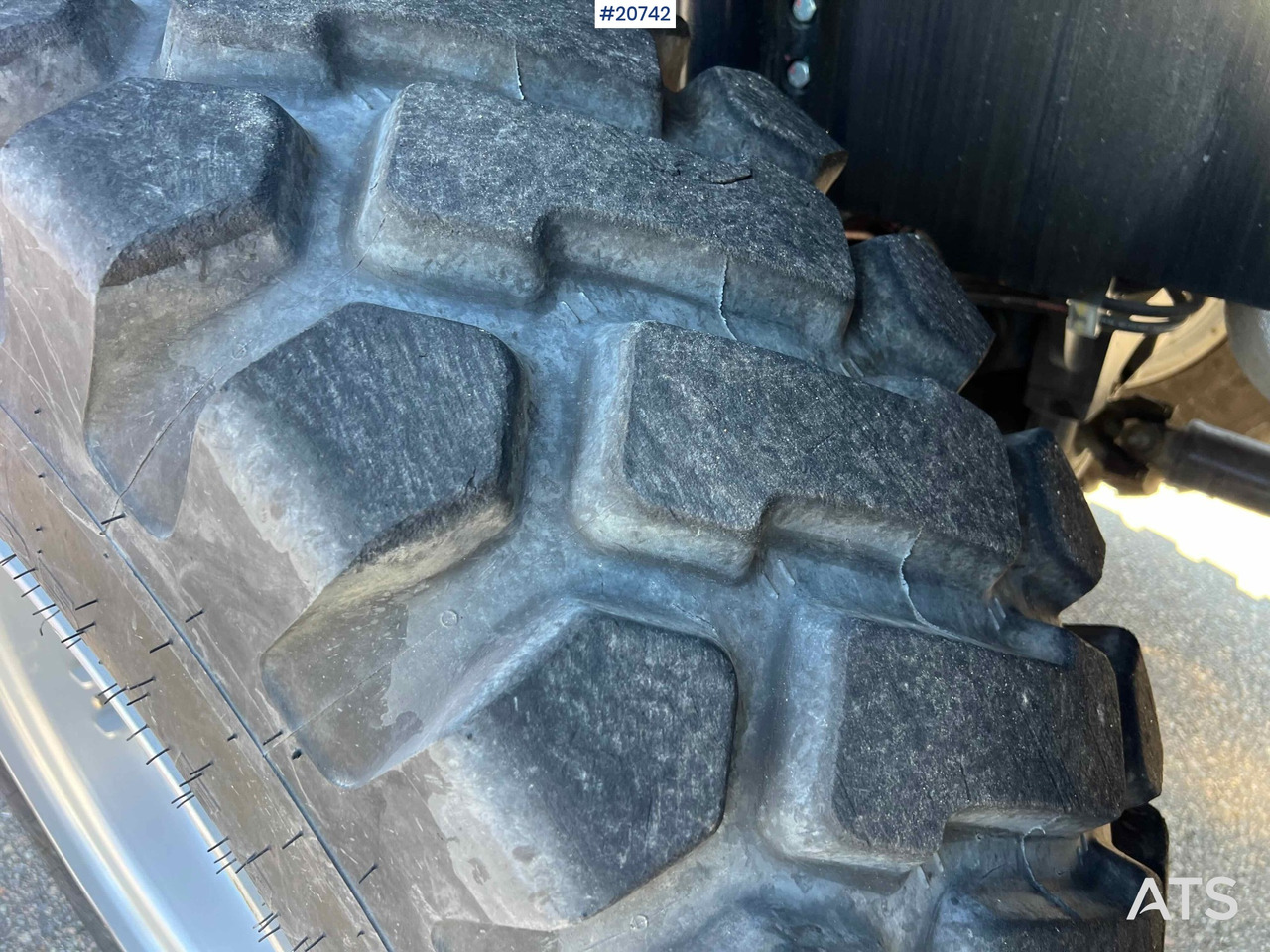 Xe nhấc hình viễn vọng kính Manitou MRT 3570: hình 29