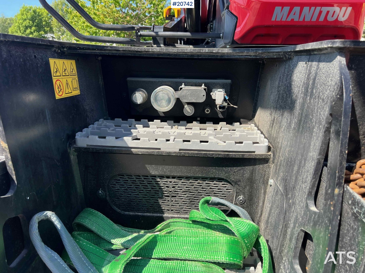 Xe nhấc hình viễn vọng kính Manitou MRT 3570: hình 33