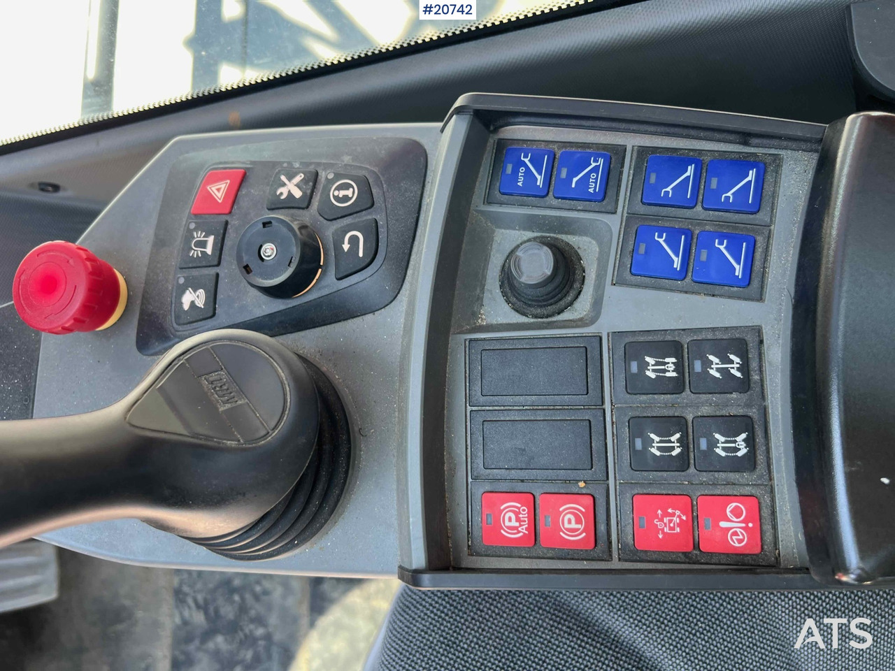 Xe nhấc hình viễn vọng kính Manitou MRT 3570: hình 40