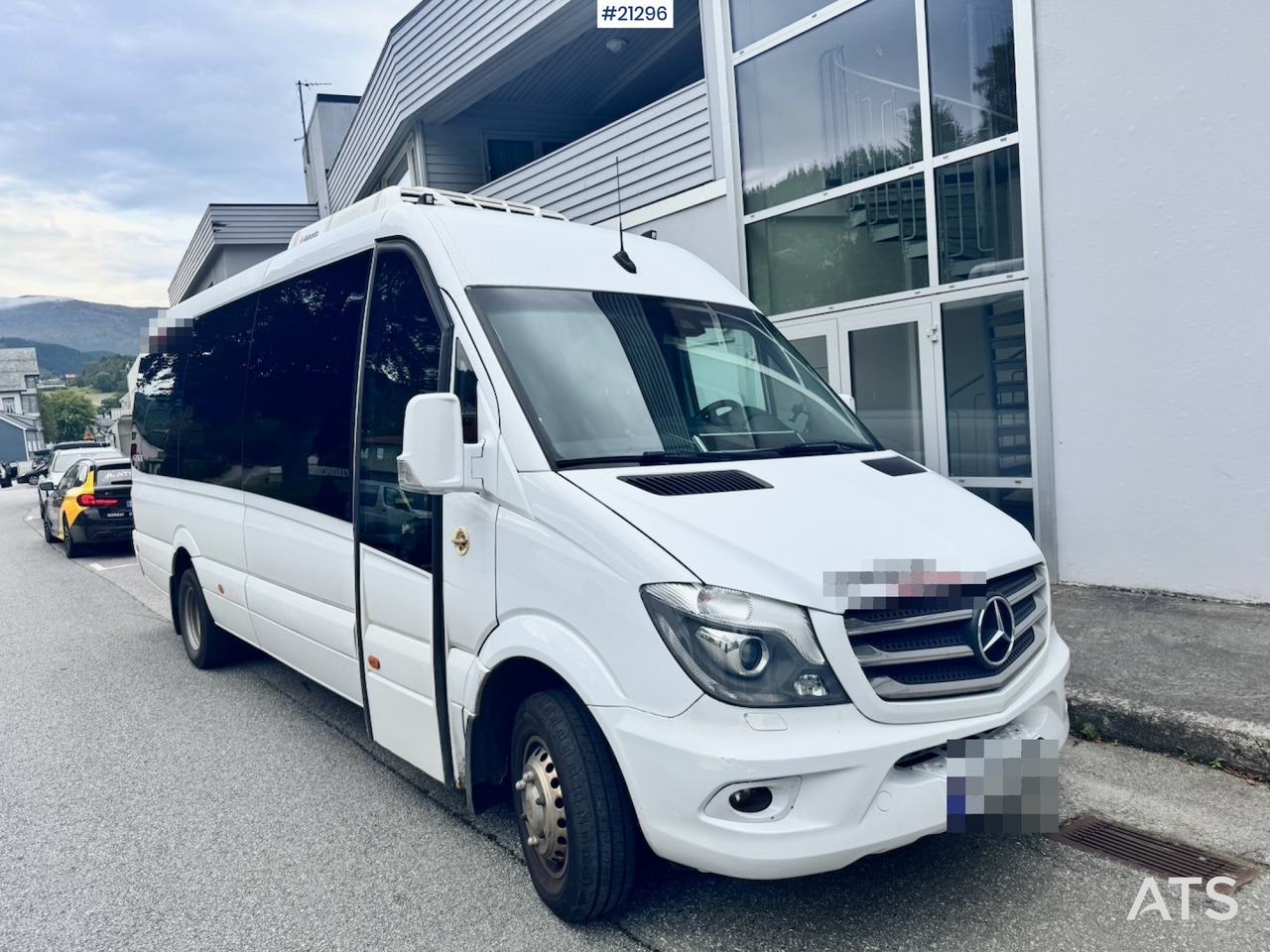 Mercedes 519 CDI - Xe bus mini, Xe van chở khách: hình 1 Mercedes 519 CDI - Xe bus mini, Xe van chở khách: hình 1