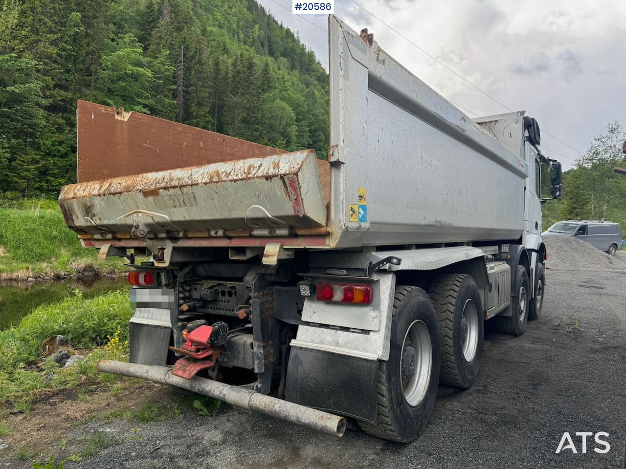 Mercedes Arocs 3258 - Xe ben: hình 2 Mercedes Arocs 3258 - Xe ben: hình 2