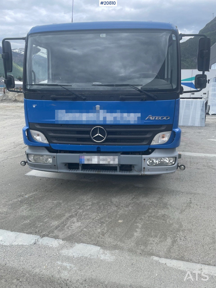 Mercedes Atego 815 - Xe tải thùng lửng/ Phẳng: hình 2 Mercedes Atego 815 - Xe tải thùng lửng/ Phẳng: hình 2