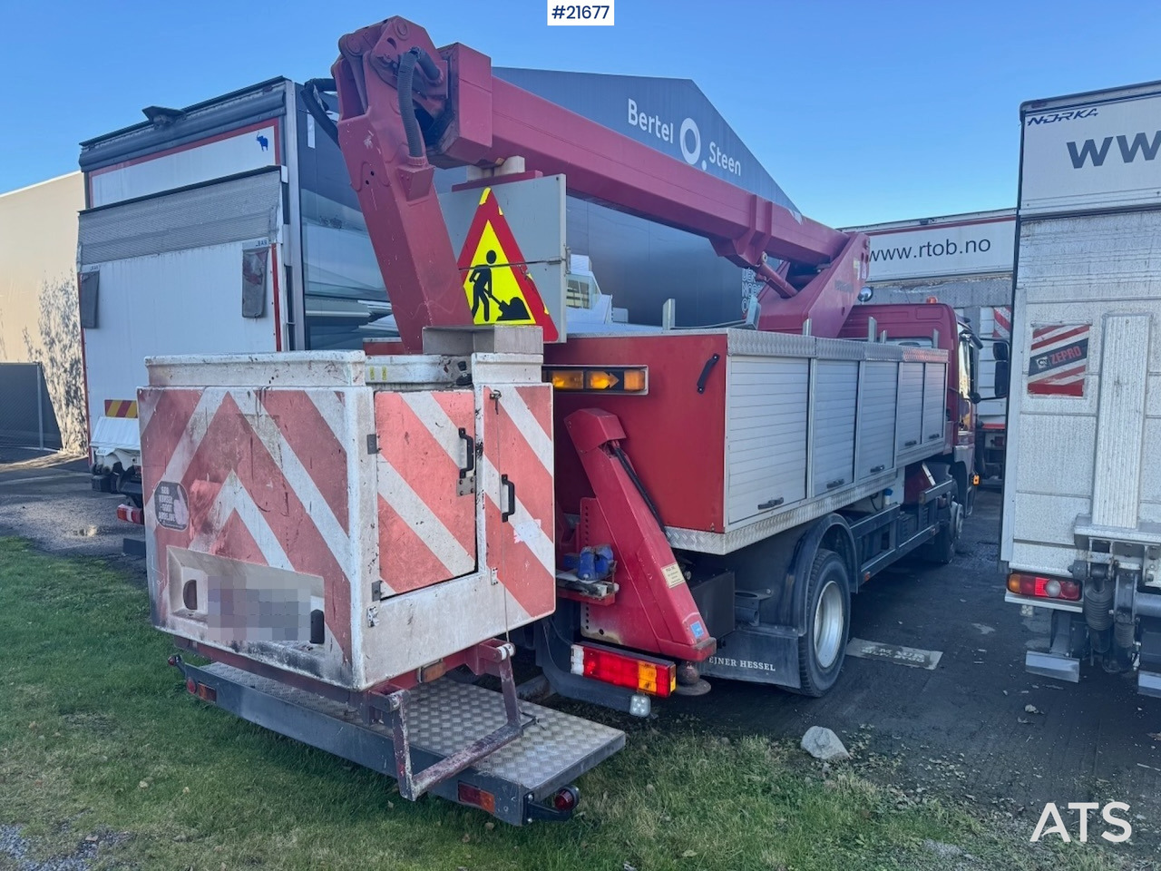 Mercedes-Benz Mercedes Atego 4x2 18 meters Liftbil - Nền bục trên không gắn trên xe tải: hình 2 Mercedes-Benz Mercedes Atego 4x2 18 meters Liftbil - Nền bục trên không gắn trên xe tải: hình 2