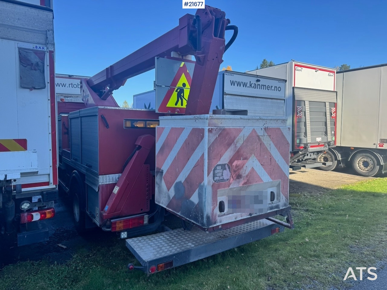 Mercedes-Benz Mercedes Atego 4x2 18 meters Liftbil - Nền bục trên không gắn trên xe tải: hình 3 Mercedes-Benz Mercedes Atego 4x2 18 meters Liftbil - Nền bục trên không gắn trên xe tải: hình 3