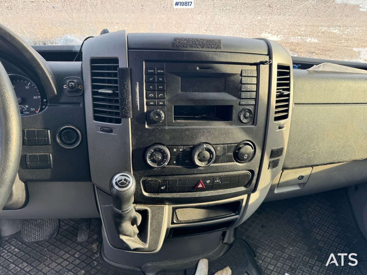 Cho thuê Mercedes SPRINTER Mercedes SPRINTER: hình 21