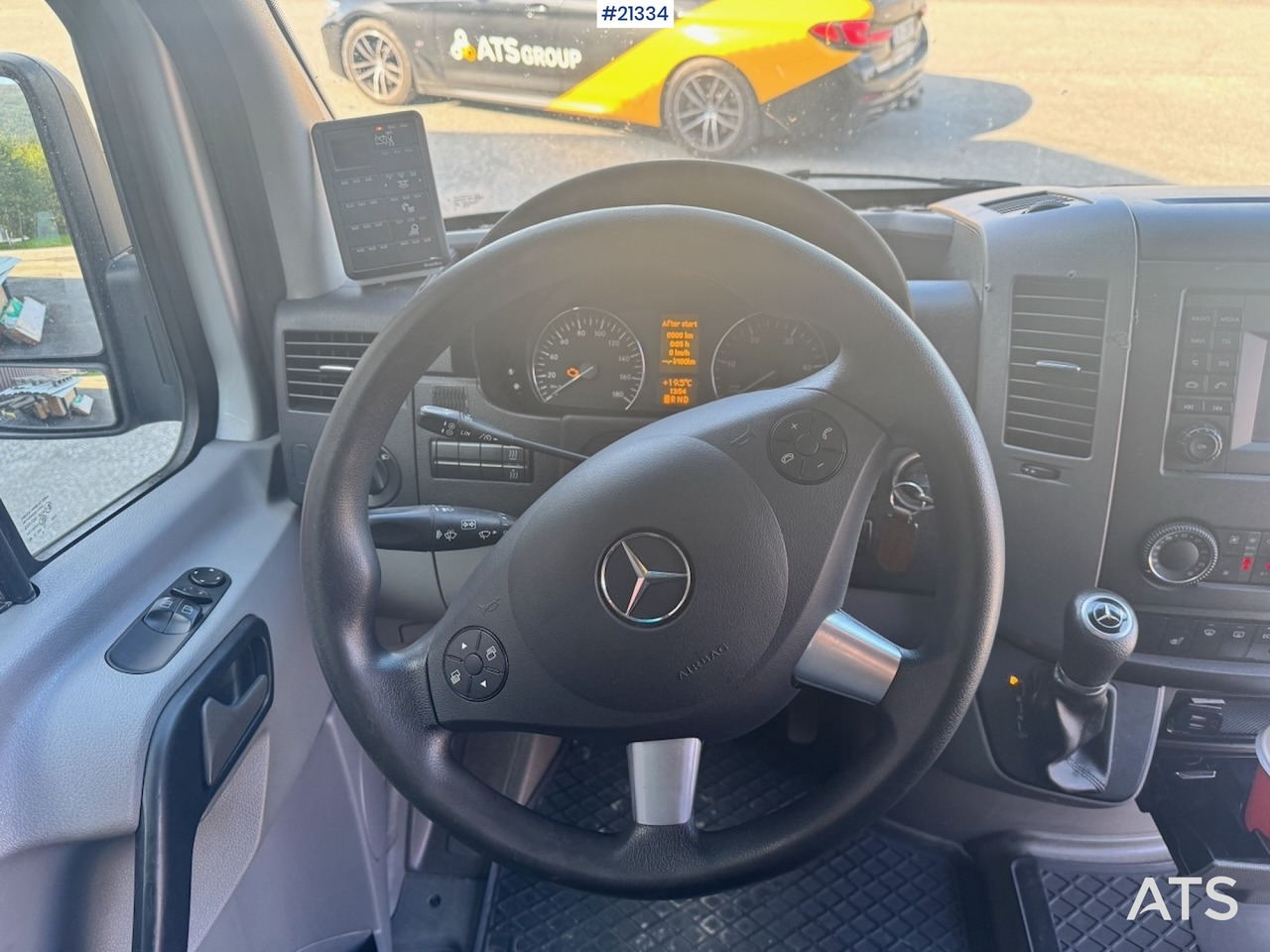 Cho thuê Mercedes Sprinter Mercedes Sprinter: hình 25 Cho thuê Mercedes Sprinter Mercedes Sprinter: hình 25