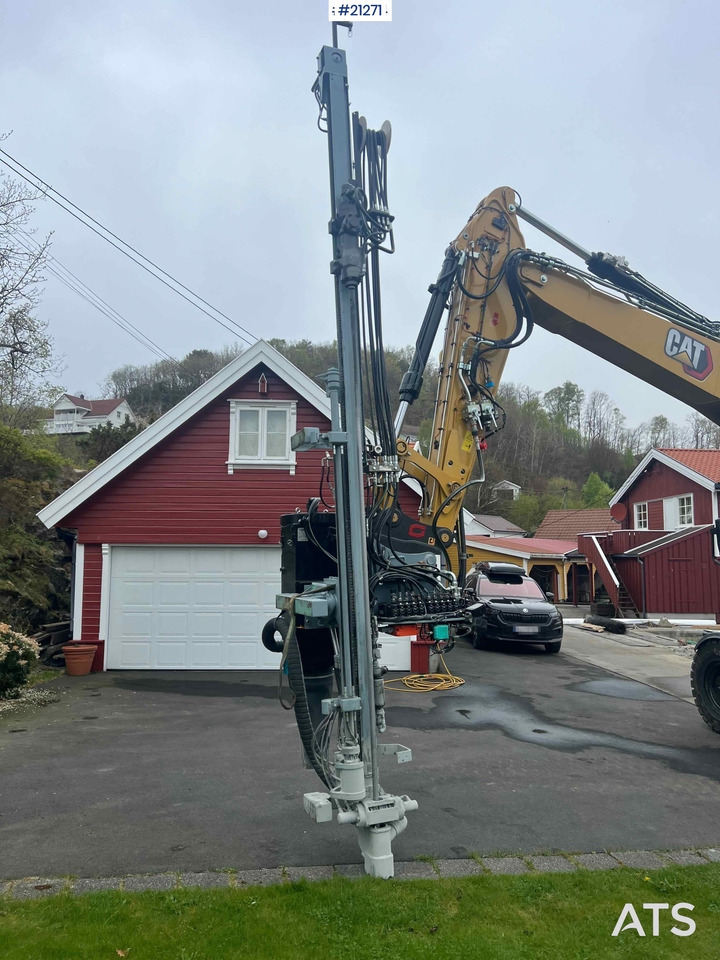 Montabert micro borretårn betydelig oppgradert m/ hc25 hammer og stangskifter - Giàn khoan: hình 1 Montabert micro borretårn betydelig oppgradert m/ hc25 hammer og stangskifter - Giàn khoan: hình 1
