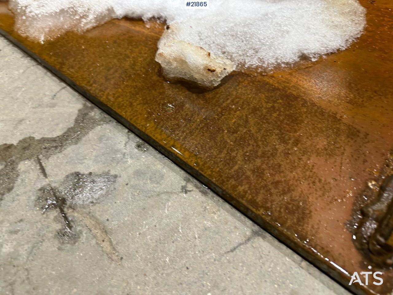 Mustang 220R kompaktlaster m/planeringskuffe og pallegafler - Máy xúc lật đa năng: hình 4 Mustang 220R kompaktlaster m/planeringskuffe og pallegafler - Máy xúc lật đa năng: hình 4